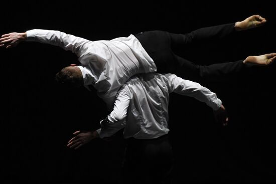 Theoretical Model of Absolute Freedom and Five performances as part of Golden Mask festival