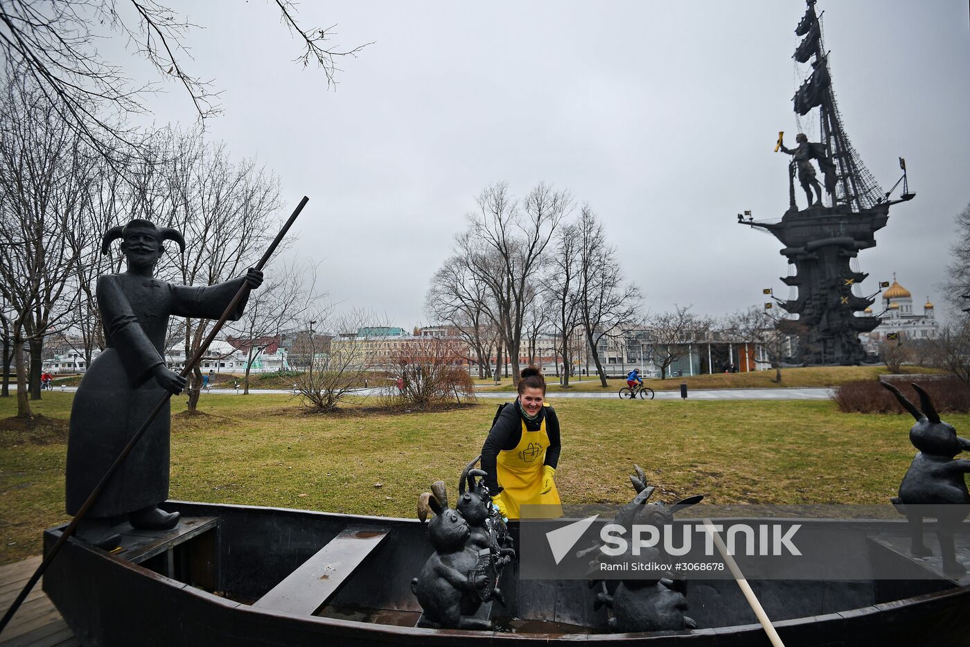 Community Cleanup Day in Moscow