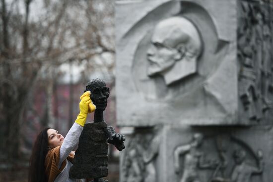 Community Cleanup Day in Moscow