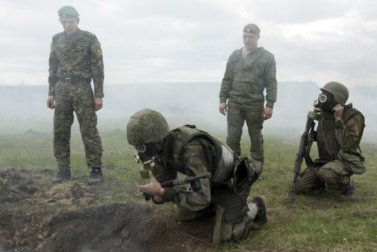 Competitions among special forces soldiers held in Donetsk People's Republic
