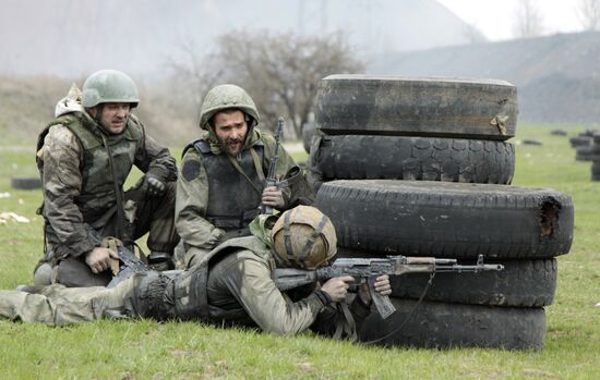 Competitions among special forces soldiers held in Donetsk People's Republic