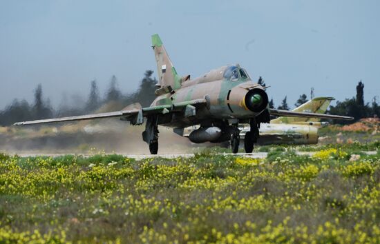 Syrian Air Forces resume flights from Ash Sha'irat air base