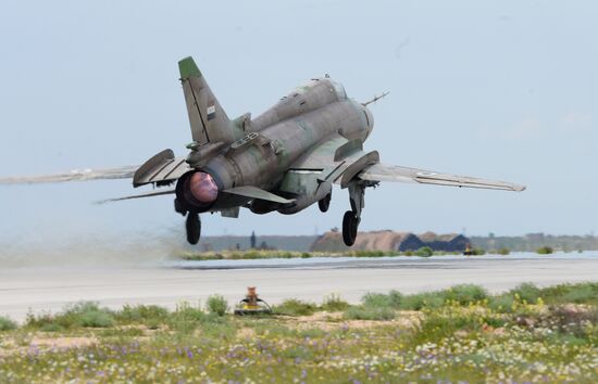 Syrian Air Forces resume flights from Ash Sha'irat air base