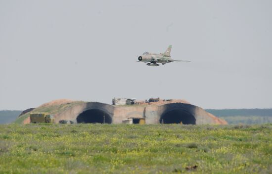 Syrian Air Forces resume flights from Ash Sha'irat air base