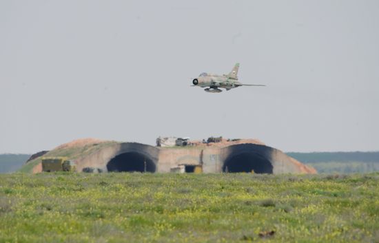 Syrian Air Forces resume flights from Ash Sha'irat air base
