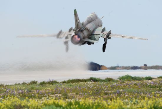 Syrian Air Forces resume flights from Ash Sha'irat air base