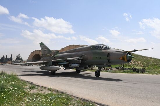 Syrian Air Forces resume flights from Ash Sha'irat air base