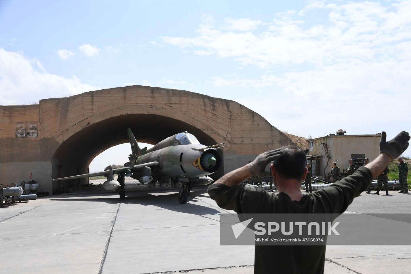 Syrian Air Forces resume flights from Ash Sha'irat air base