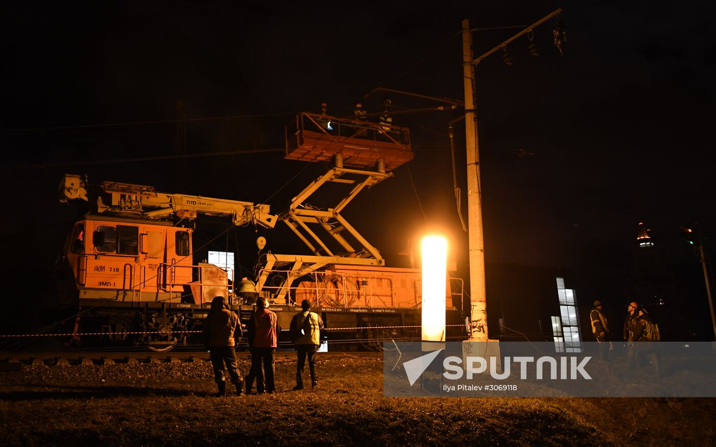 Two trains collide in the west of Moscow