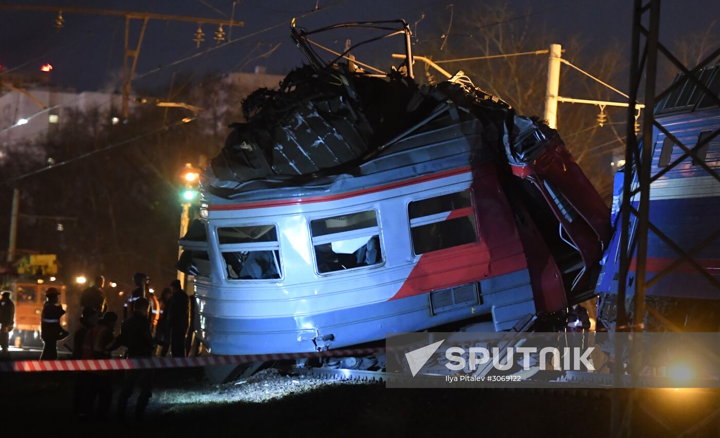 Two trains collide in the west of Moscow