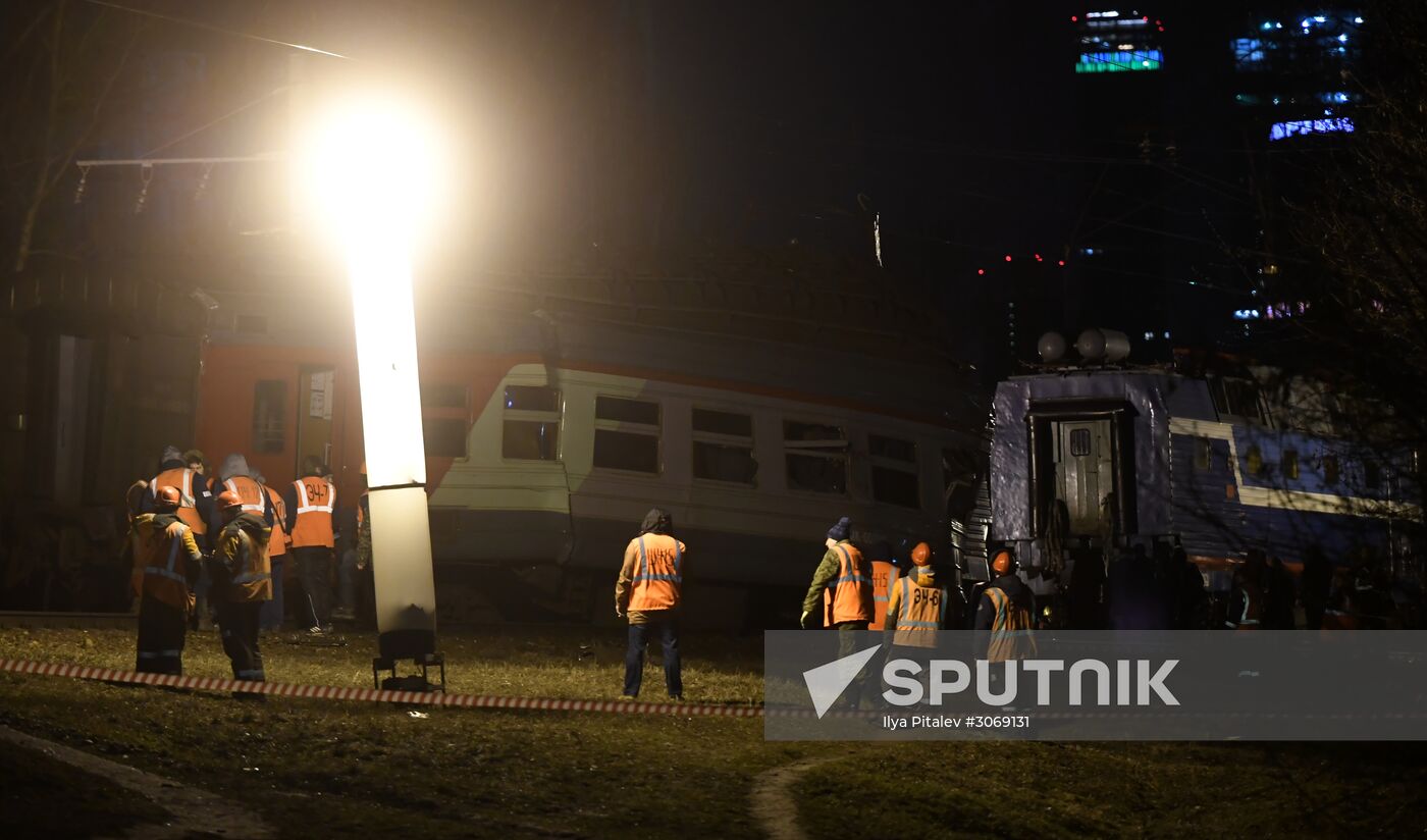 Two trains collide in the west of Moscow