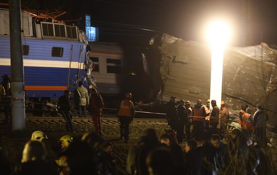 Two trains collide in the west of Moscow