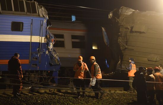 Two trains collide in the west of Moscow