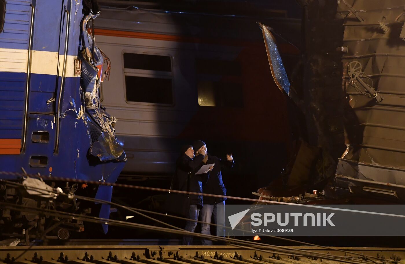 Two trains collide in the west of Moscow