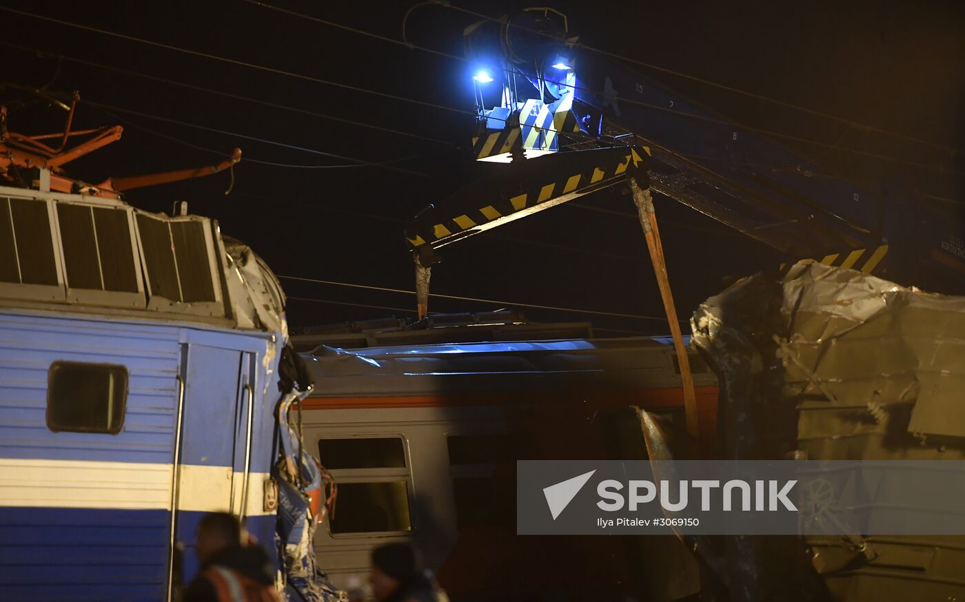 Two trains collide in the west of Moscow