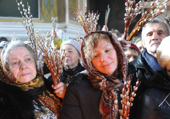 Palm Sunday celebrated in Russia cities