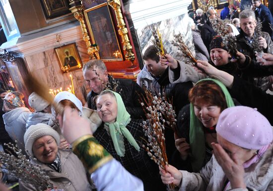 Palm Sunday celebrated in Russia cities