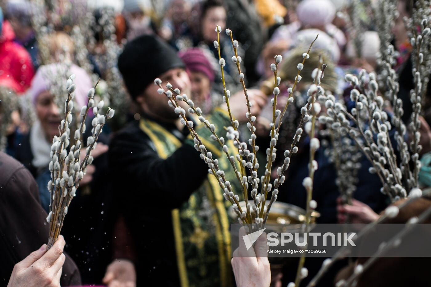 Palm Sunday celebrated in Russian cities