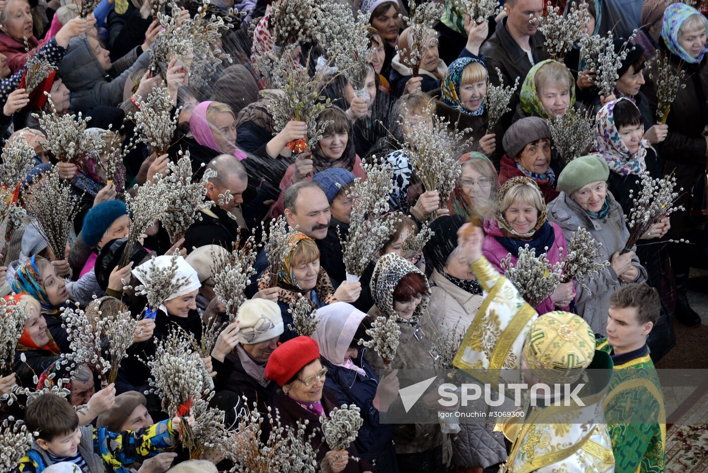 Palm Sunday celebrated in Russian cities