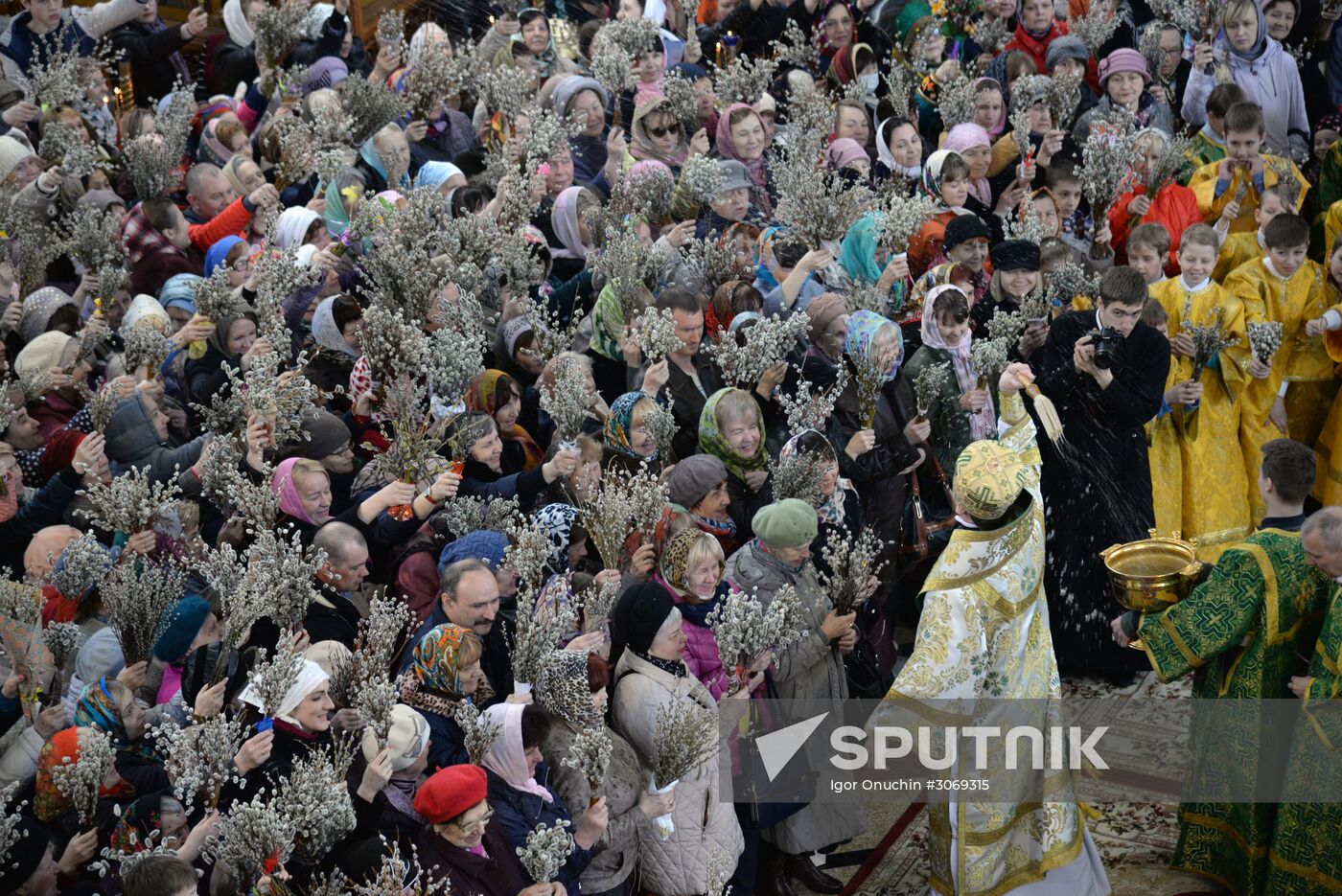 Palm Sunday celebrated in Russian cities