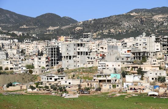 Views of Syria between Hama and Tishreen