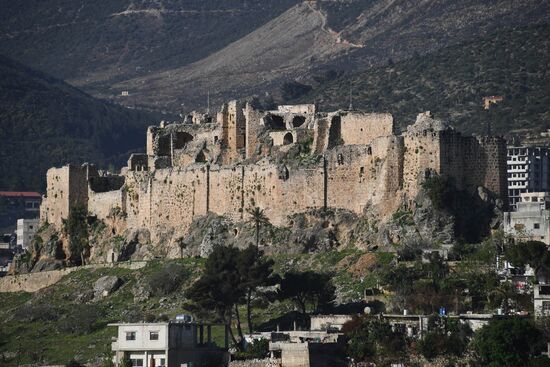 Views of Syria between Hama and Tishreen
