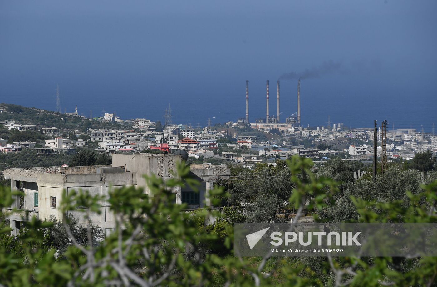 Views of Syria between Hama and Tishreen