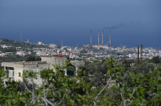Views of Syria between Hama and Tishreen
