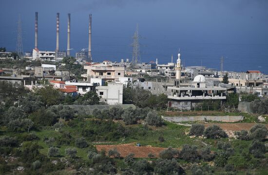 Views of Syria between Hama and Tishreen