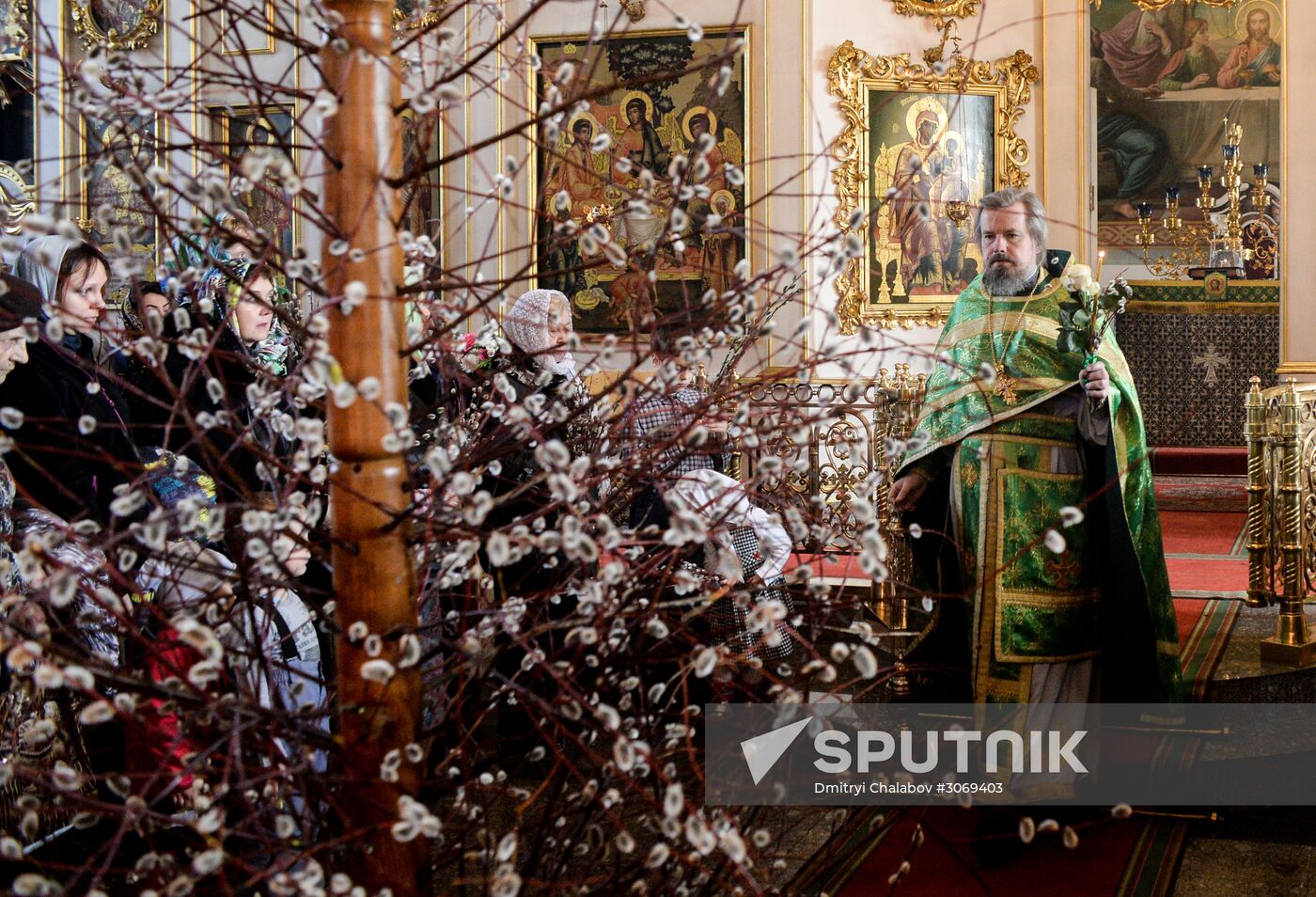 Palm Sunday celebrated in Russian cities