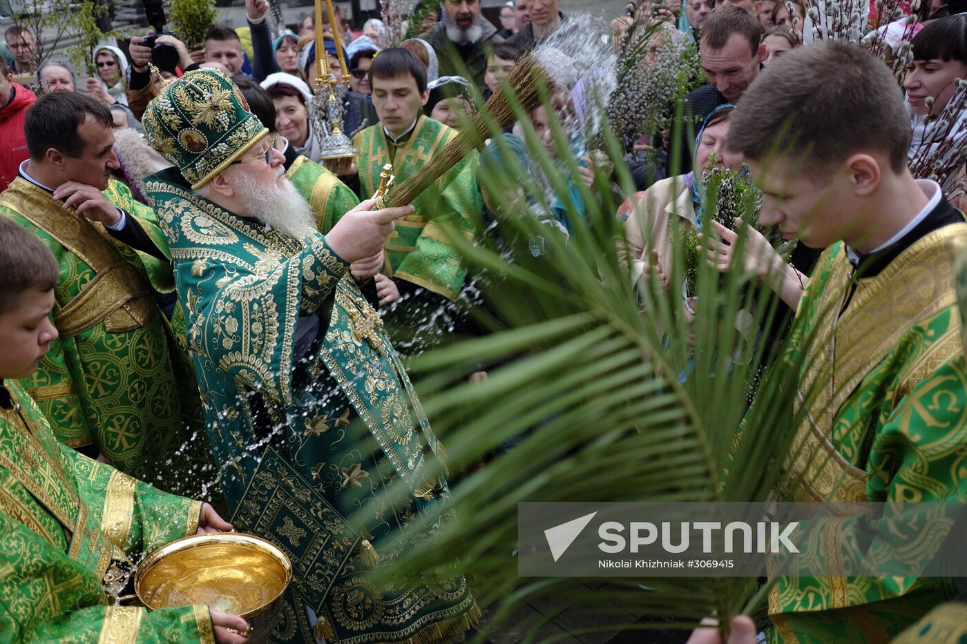 Palm Sunday celebrated in Russian cities