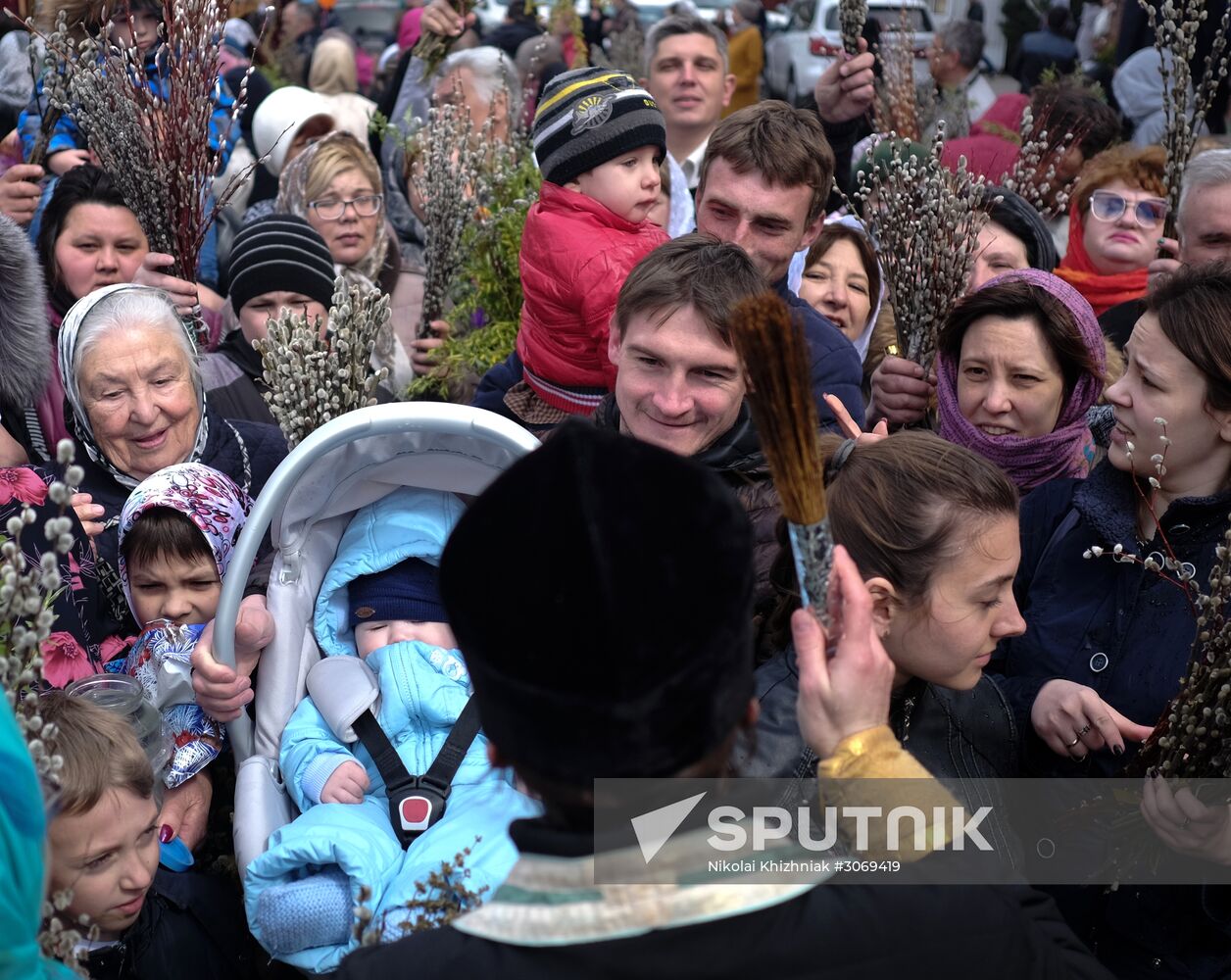 Palm Sunday celebrated in Russian cities