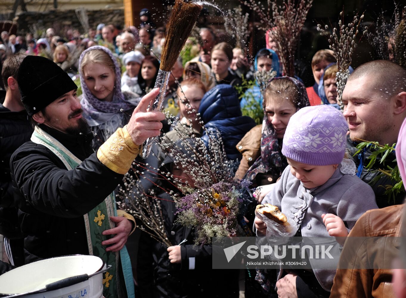 Palm Sunday celebrated in Russian cities