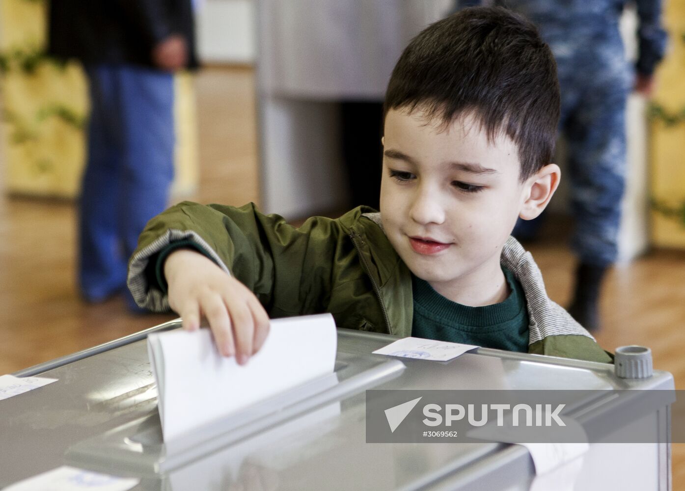 South Ossetia holds presidential election and South Ossetian presidential election and referendum on renaming the republic