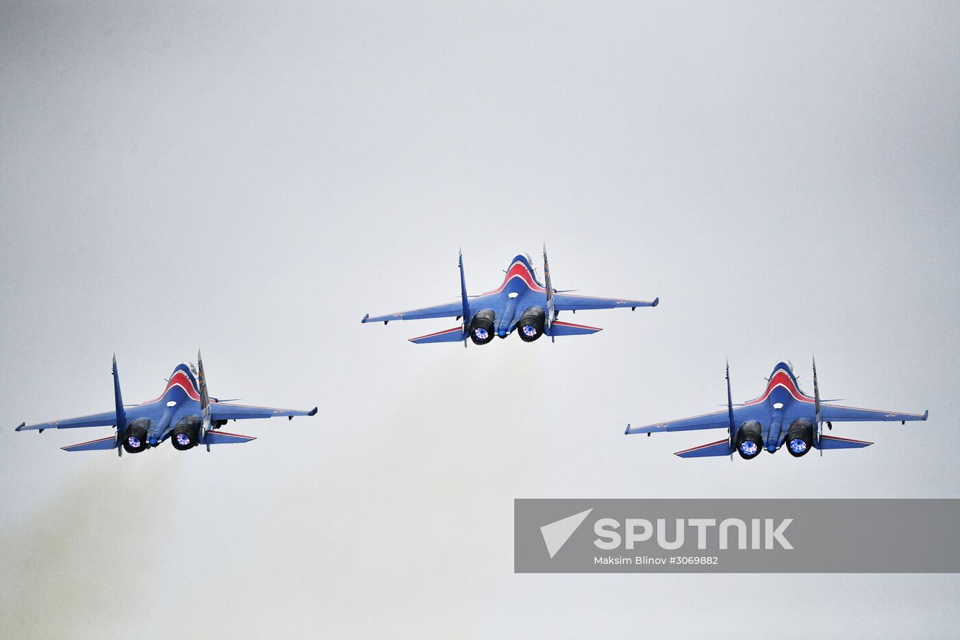 Rehearsal of Victory Day parade air show