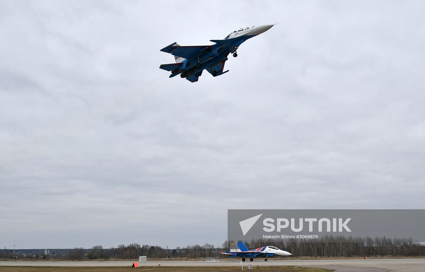 Rehearsal of Victory Day Parade's air show