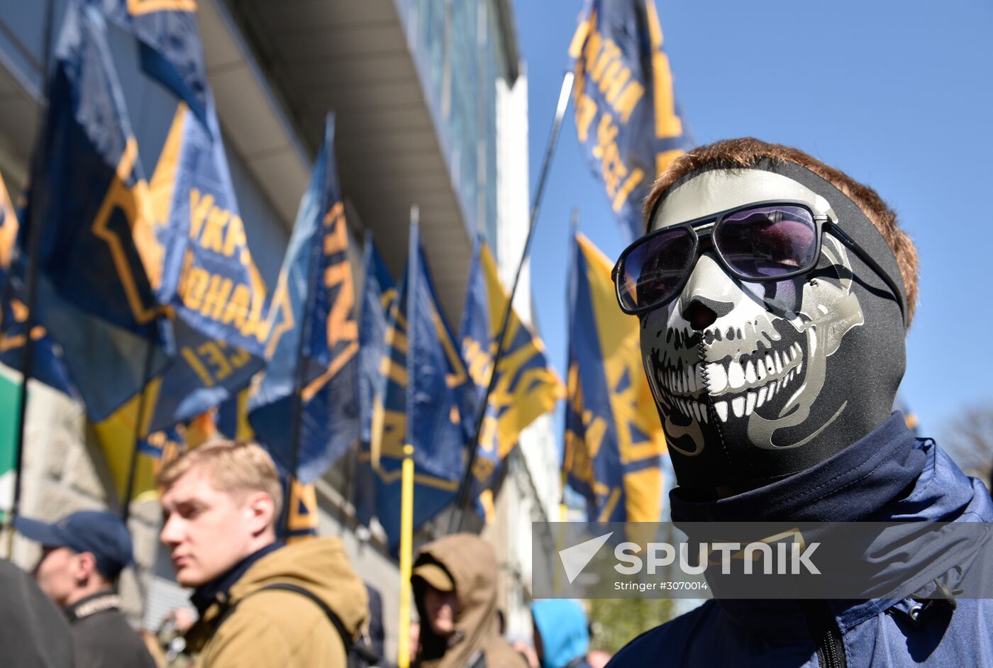 Radicals stage protests at Sberbank branches in Ukraine