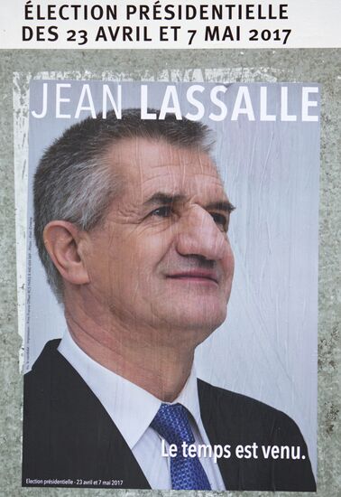 Presidential election campaign kicks off in France