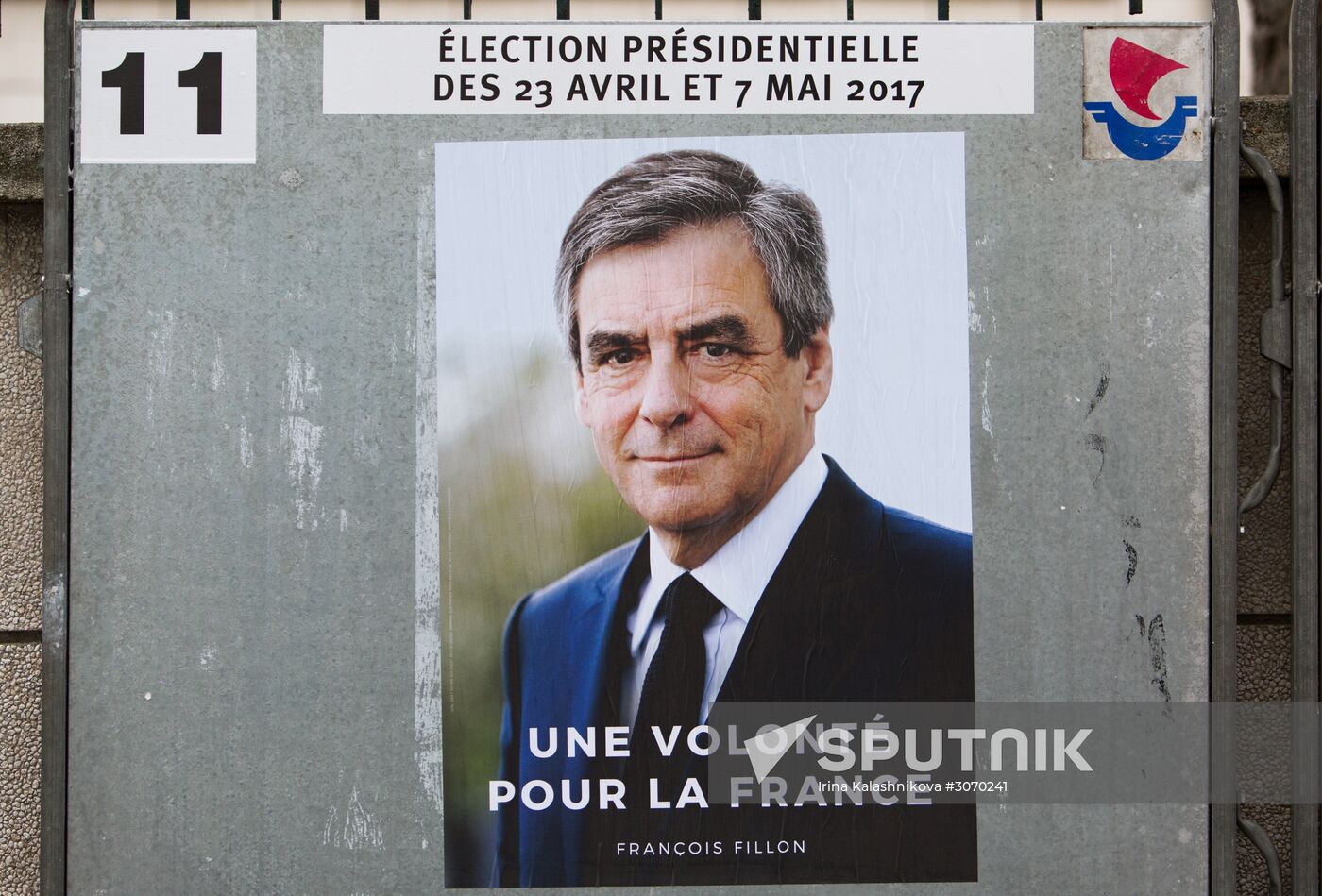 Presidential election campaign kicks off in France