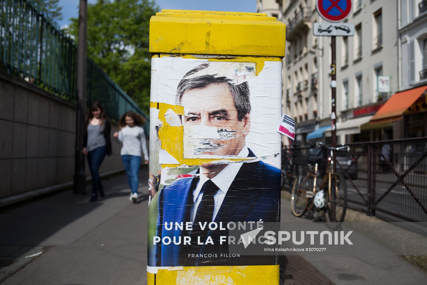 Presidential election camapign kicks off in France