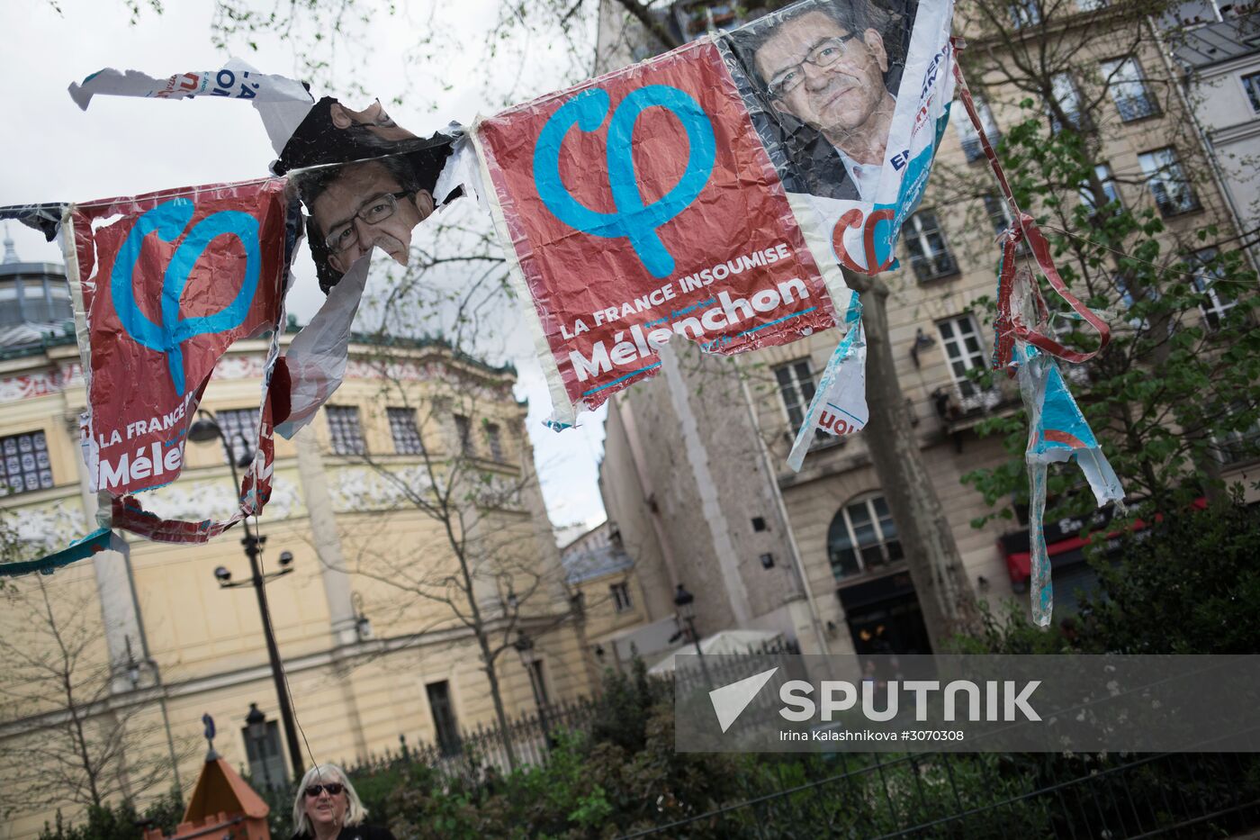 Presidential election camapign kicks off in France