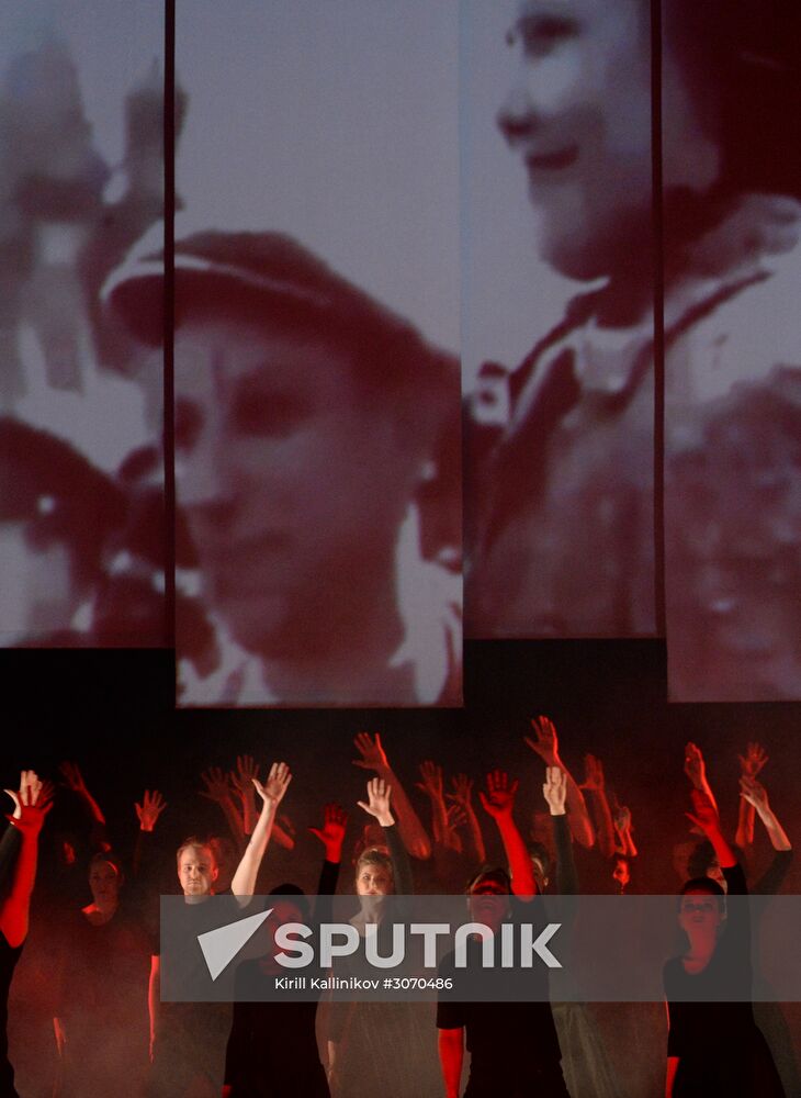 Helikon Opera marks 27 years