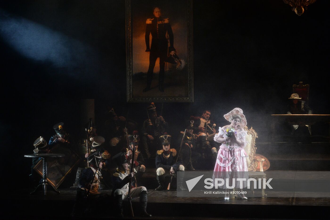 Helikon Opera marks 27 years