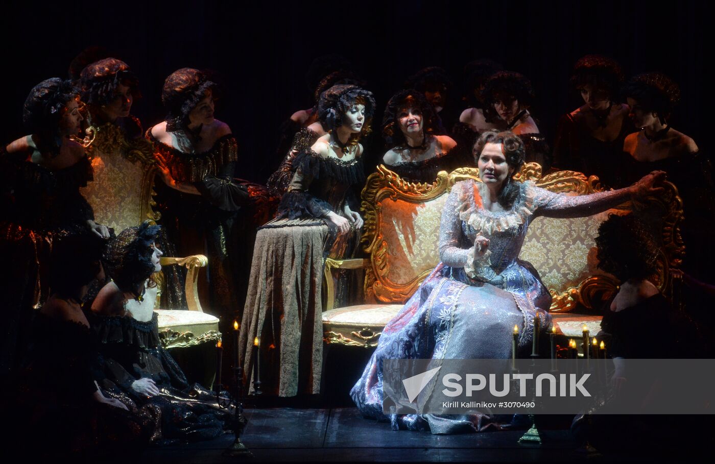 Helikon Opera marks 27 years