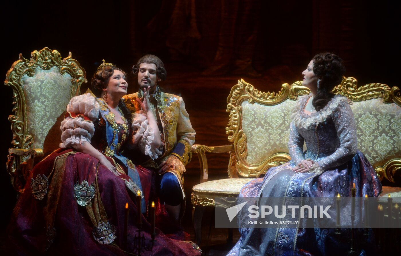 Helikon Opera marks 27 years