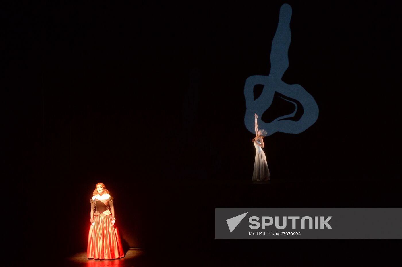 Helikon Opera marks 27 years