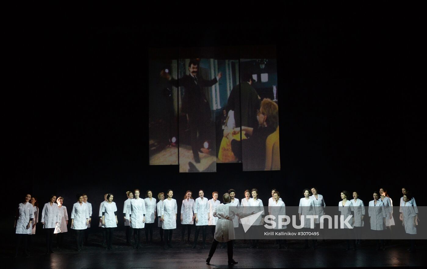 Helikon Opera marks 27 years