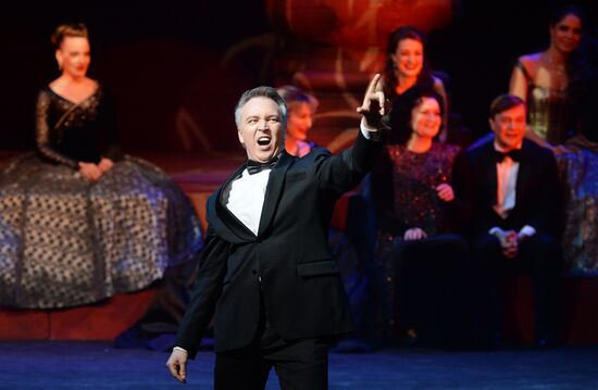 Helikon Opera Theater marks 27th anniversary