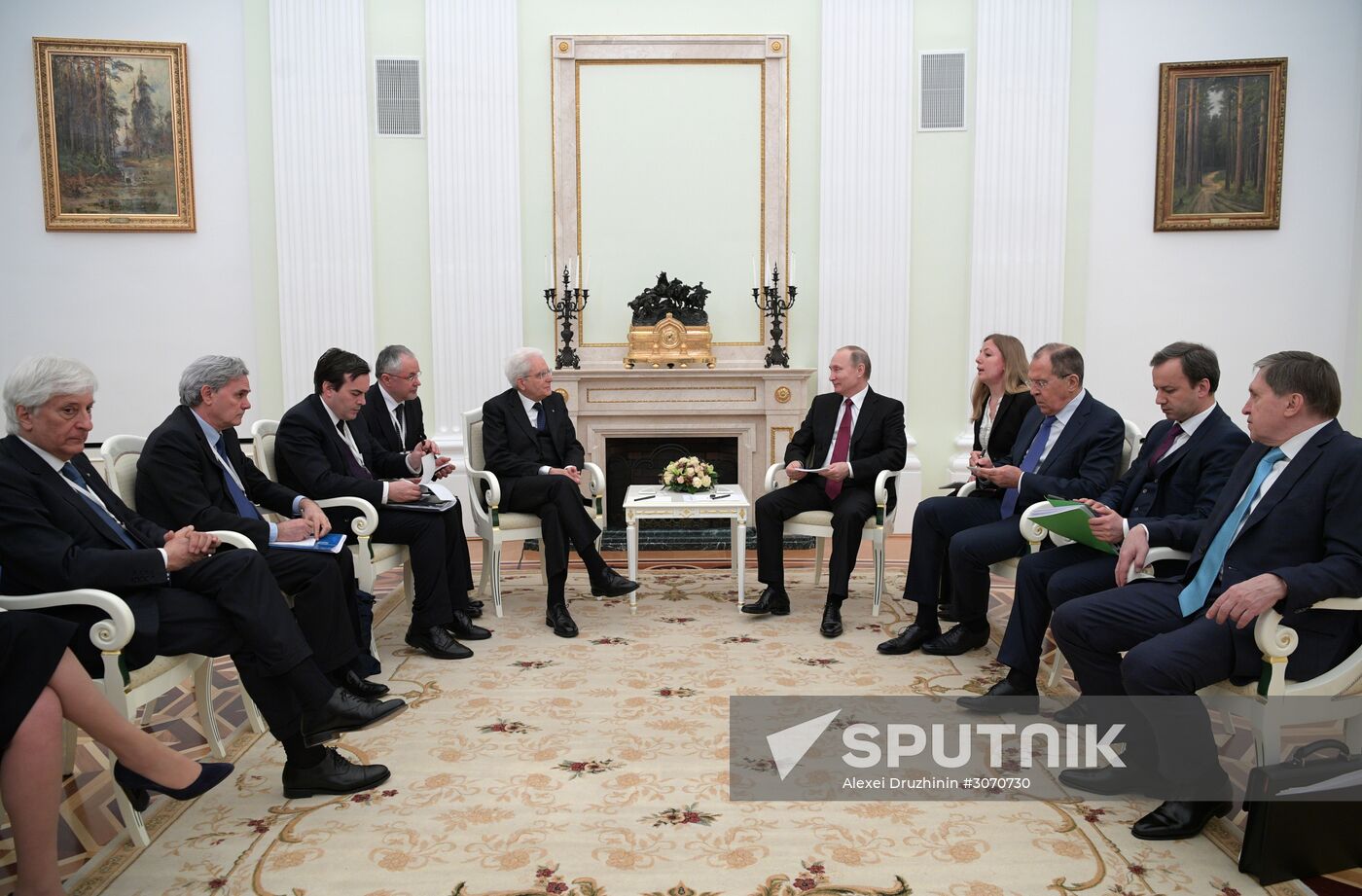 Vladimir Putin meets with Italian President Sergio Mattarella
