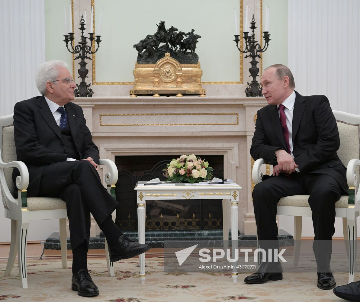 Vladimir Putin meets with Italian President Sergio Mattarella